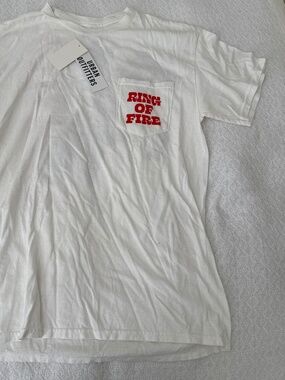 urban outfitters graphic tee   size medium   details: -NWT -men's short sleeve t